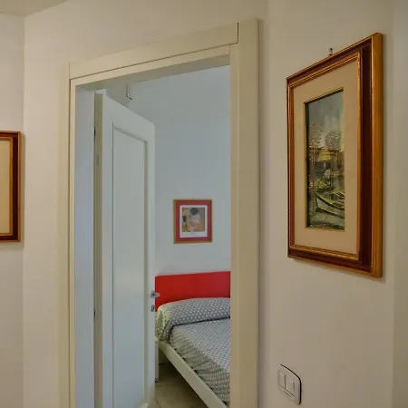 Daire Stella Marina Centralissimo Bilocale Con Grande Terrazzo Grado